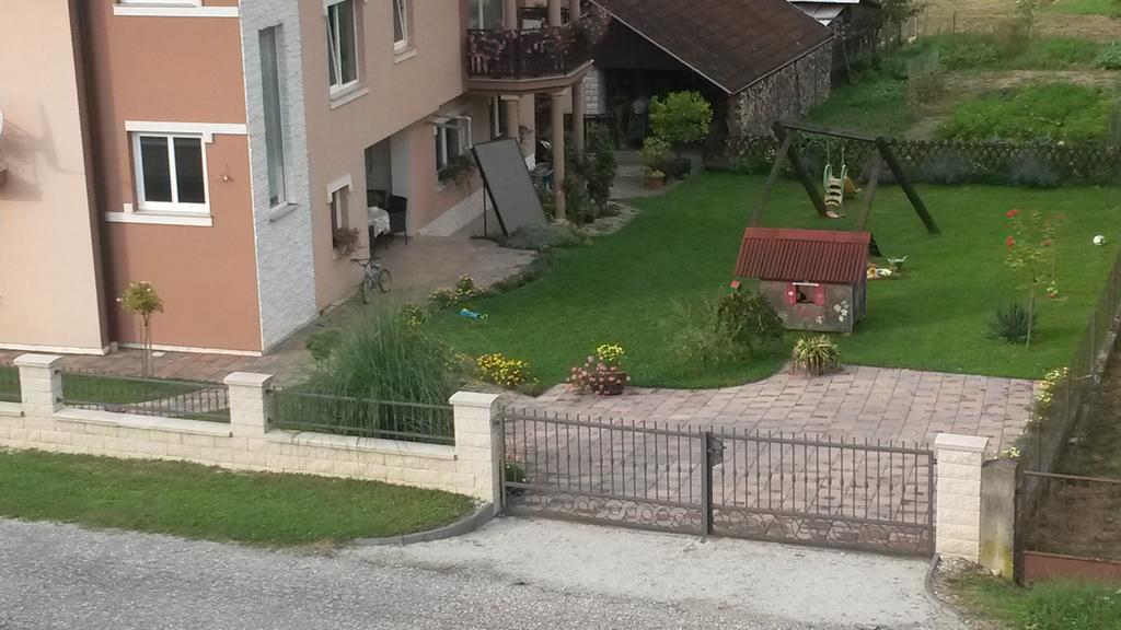 Kaj-Lux Apartment Tuheljske Toplice Luaran gambar